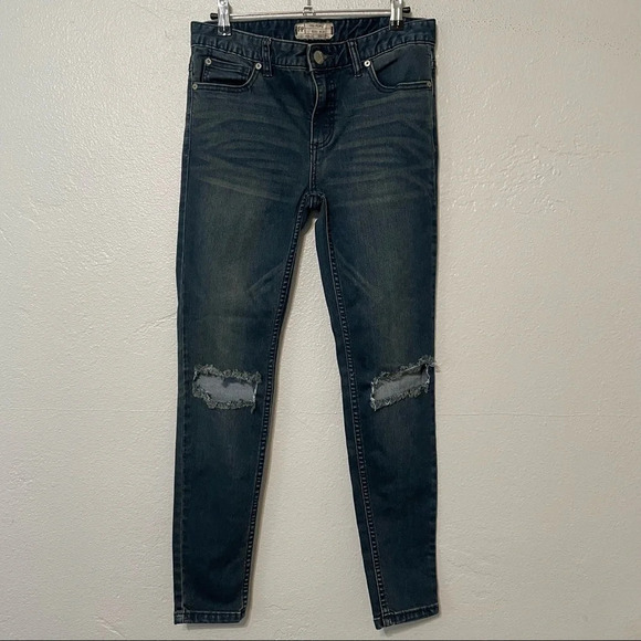 Free People Distressed Knee Skinny Jeans​​​ - Picture 1 of 6